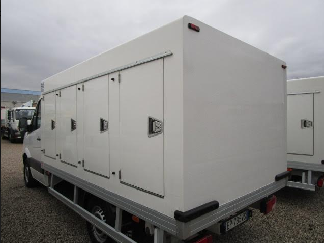 Noleggio furgone Frigo per Gelati