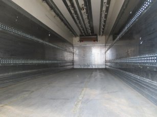 Noleggio Camion Trasporto Carni interno