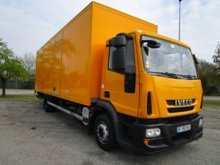 Autocarro Eurocargo a Noleggio