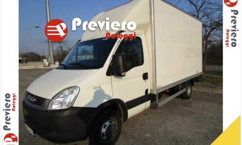 Noleggio Furgoni con Cassone Box Verona